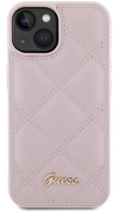 Coque iPhone 15 - Guess similicuir molletonné en carreaux et logo doré métallique en relief - Rose clair