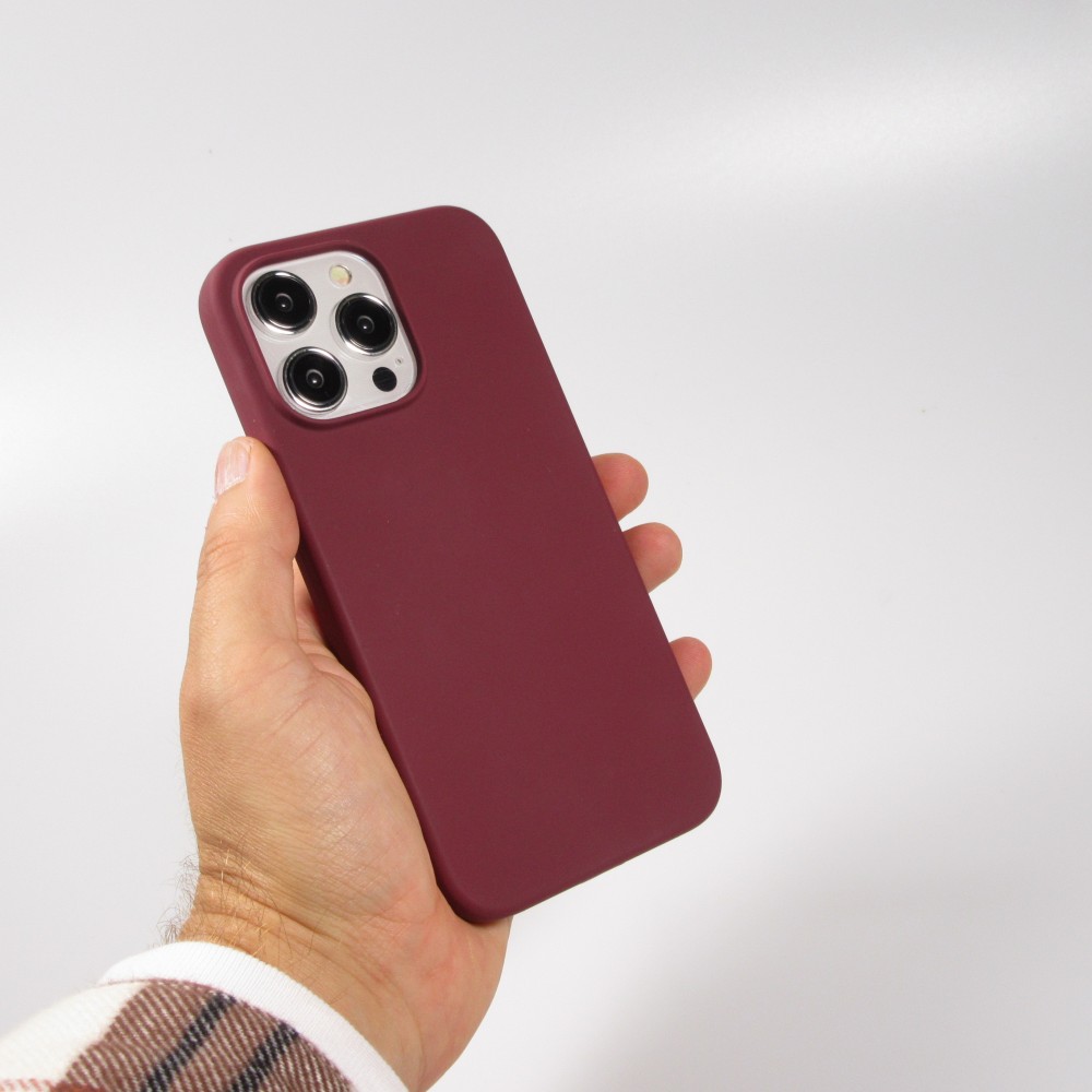 iPhone 15 Pro Case Hülle - Soft Touch - Bordeaux