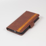 Etui cuir iPhone 13 Pro - Flip Wallet en cuir véritable avec stripe design et compartiment à cartes - Brun foncé